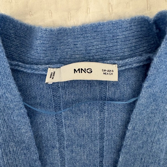 NWOT- M.N.G Taldote Cardigan in Blue - Picture 9 of 9